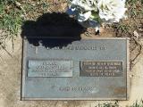 image of grave number 594379